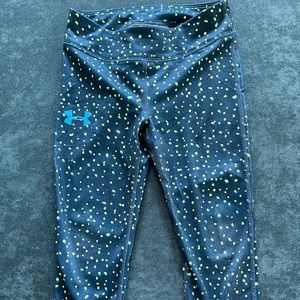 Under Armour leggings.